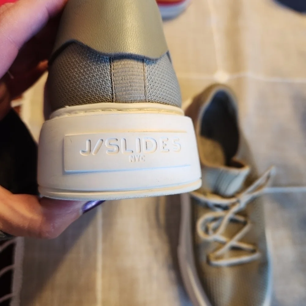 J Slides Damien Khaki womens knit sneaker sz 7.5 Beige stretchy in GUC see pics - Picture 8 of 13